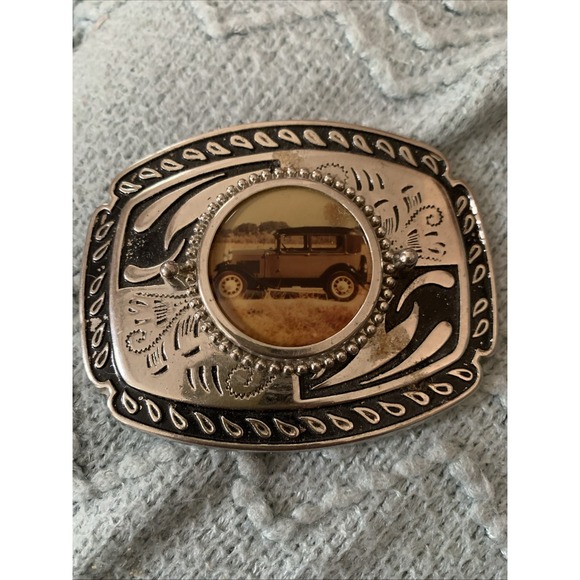 The Unbranded Brand Other - VTG Belt Buckle 3" x 2" Septia Antique Car Photo USA 1980s Silver tone   Nice